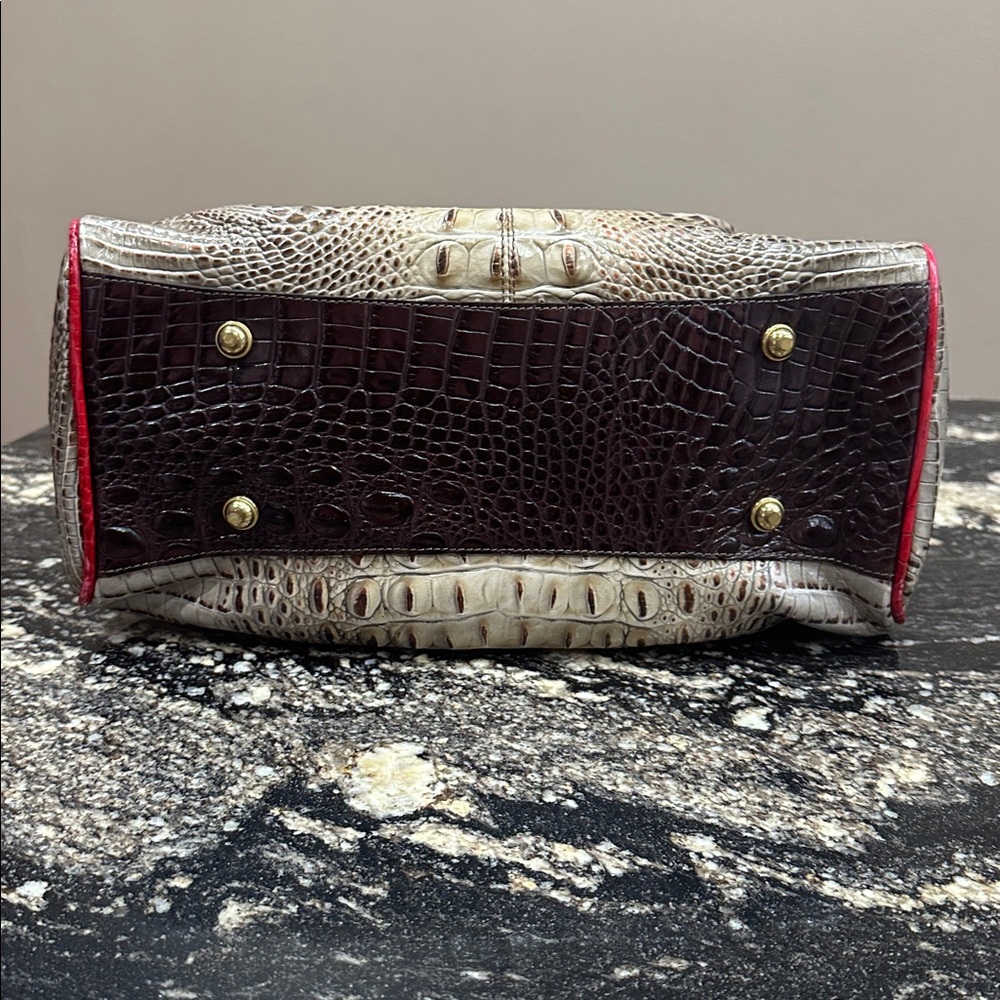 EUC Brahmin “Lisa” croc-embossed satchel - Picture 9 of 16